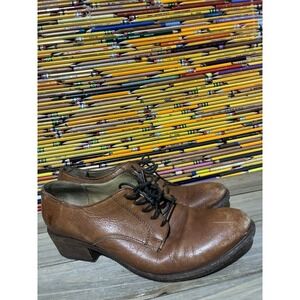 Fyre Brown Heel Shoes Lace Up Womens 9.5B Preppy Comfort